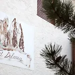 Lioda Castle *