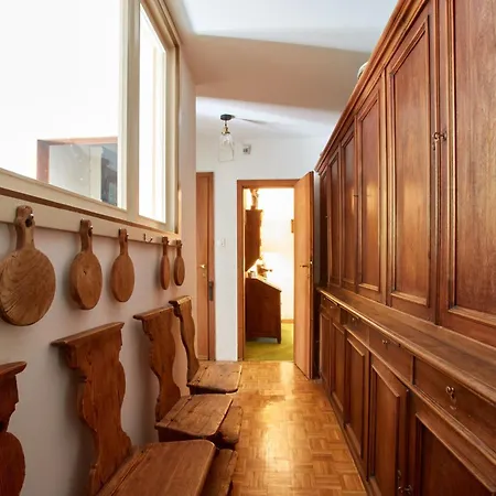 Lioda Castle Apartment *