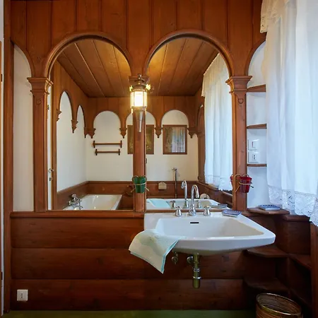 Lioda Castle * Cortina d'Ampezzo